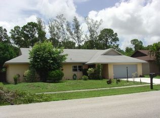 5682 Adair Way, Lake Worth, FL 33467