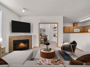 10016 186th Pl E #B-205, Puyallup, WA