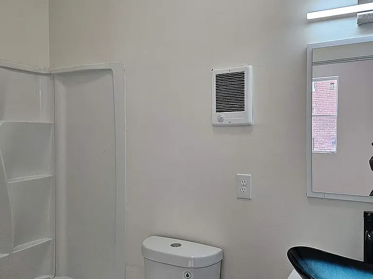 809 N Tatnall St #2 — Photo 2