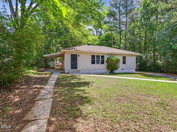 203 Scarlett Dr, Chapel Hill, NC 27517