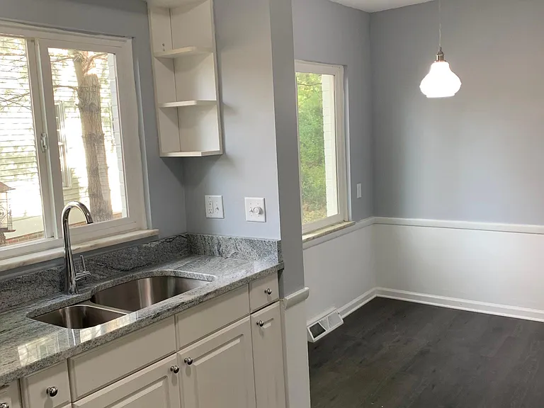 Kitchen & Breakfast nook