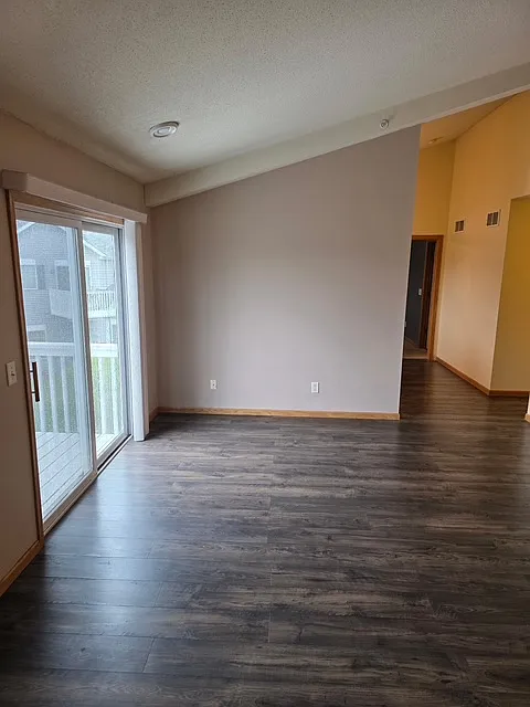 Living room - 1172 Bergmann Dr