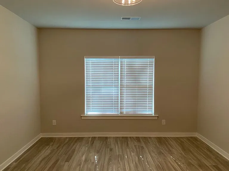 540 Ridgeview Cir — Photo 28