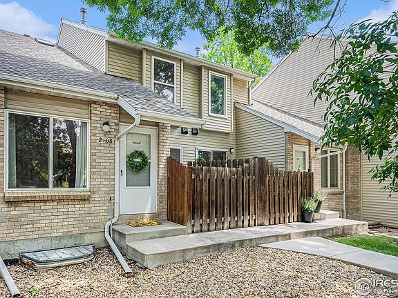 2nd image of 2108 Meadow Ct