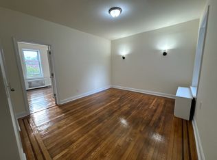 43-21 56th St #32, Woodside, NY 11377