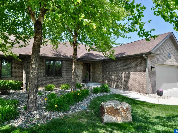 7135 S 94th Ct, Lincoln, NE 68526