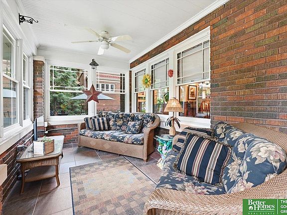 4th image of 304 S 54th St