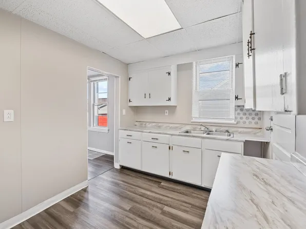 811 Sherman Ave, 811 Sherman Ave, Irwin, PA 15642