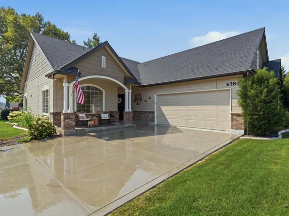 6784 E Greens Dr, Nampa, ID 83687