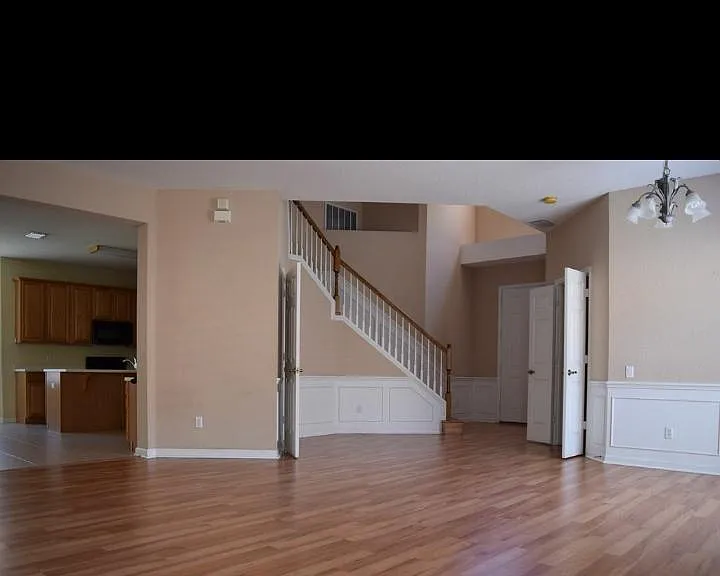 6133 Froggatt St — Photo 2