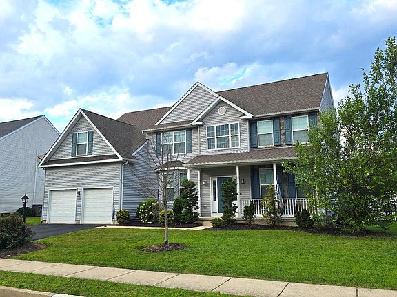 2nd image of 2009 Woodbridge Ln