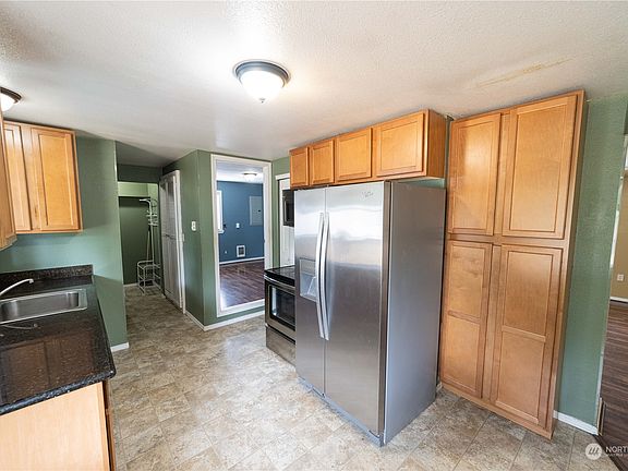 4th image of 520 114th Street S