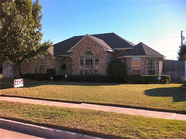 1st image of 3618 Shoreside Dr