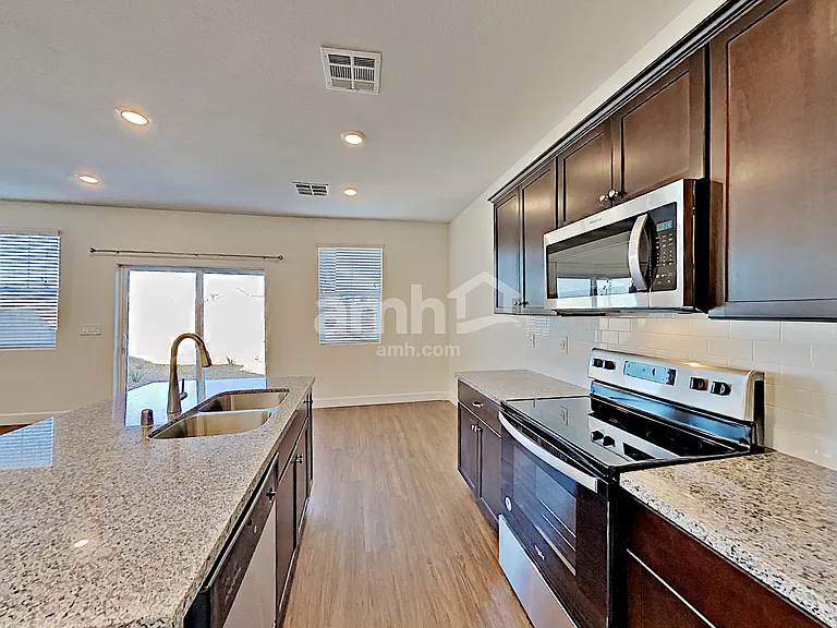 8116 Inhibition Ct — Photo 5