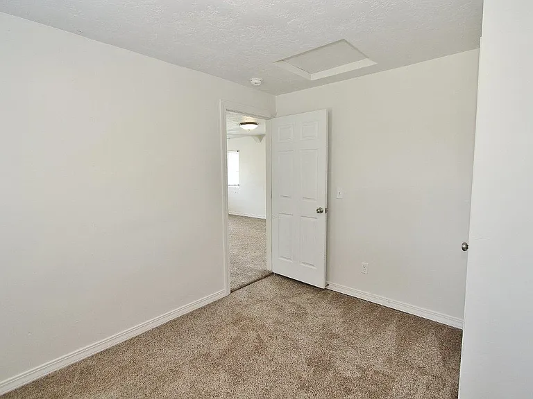 1119 Lincoln Ave — Photo 15