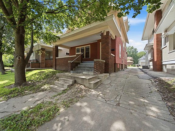3rd image of 1025 N University St
