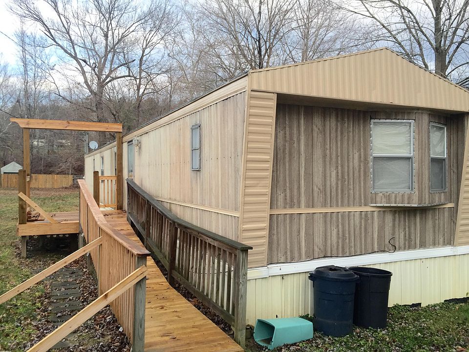 2nd image of 231 Lisa Dr