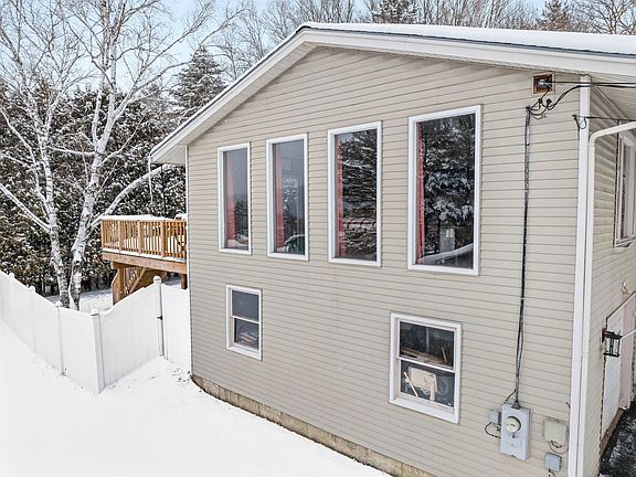 2nd image of 32 Granview Drive