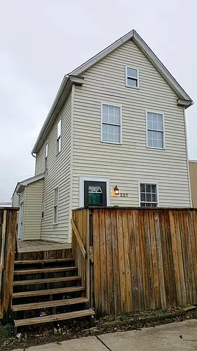 257 S Skidmore St Photo 1
