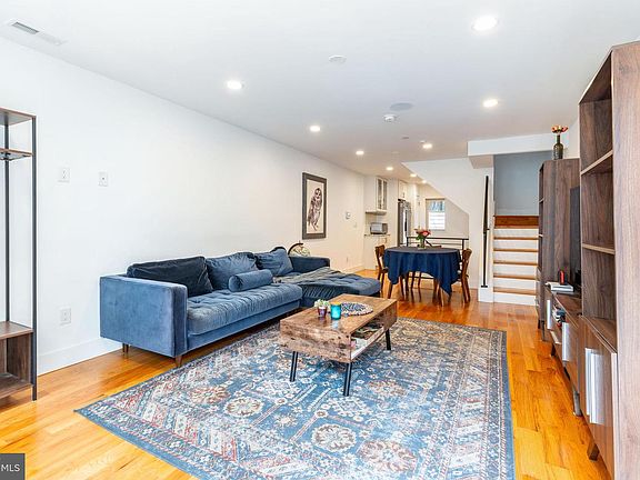 5th image of 2627 Latona St