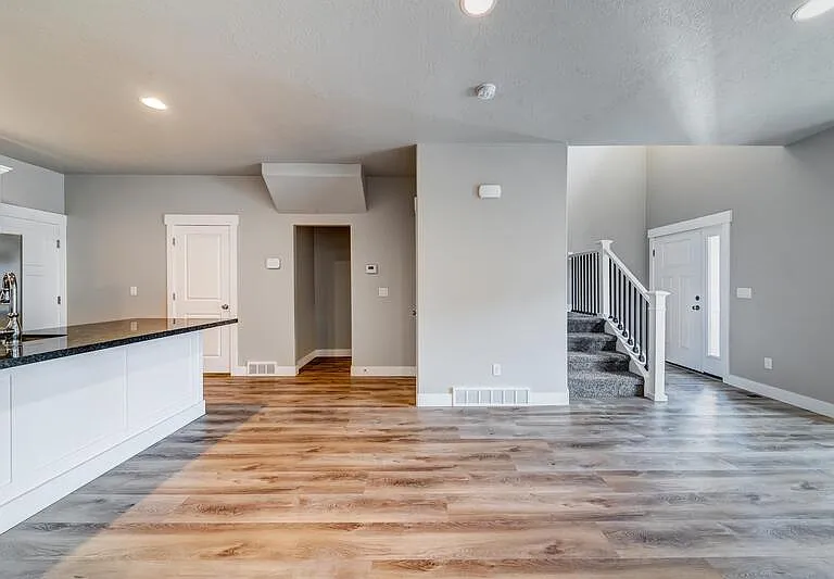 4431 W Glendon Dr — Photo 5