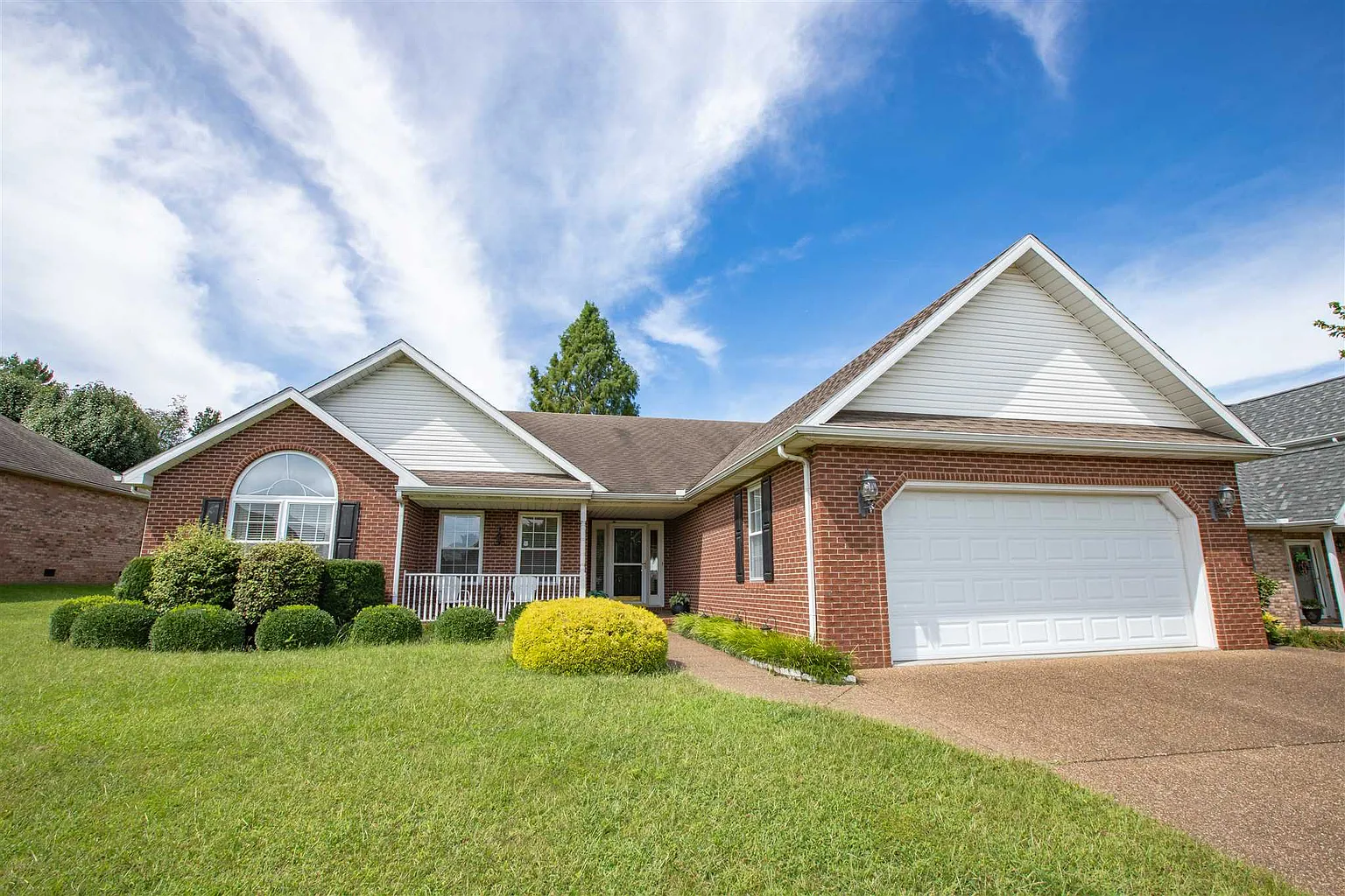 8938 Clear Creek Dr photo 1