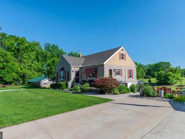 273 Pearl St, Pottstown, PA 19465