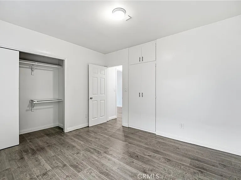 10715 Moorpark St #1 — Photo 14