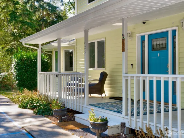 4251 Hollydale Lane, Oak Harbor, WA 98277