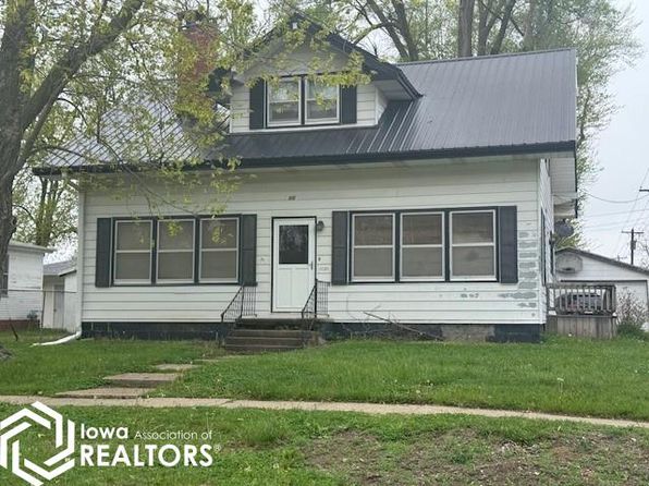 813 Park Ave, Chariton, IA 50049