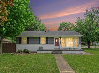 319 W North St, Paw Paw, MI 49079