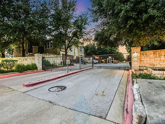 4th image of 3406 Menchaca Rd #21