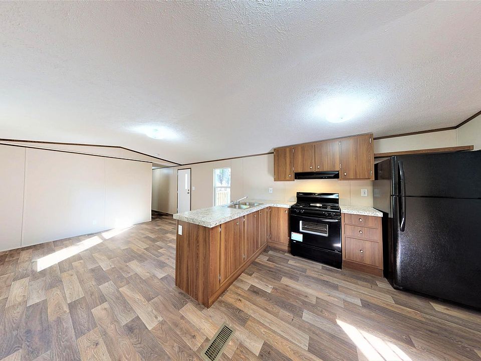 1st image of 101 Alicia Dr