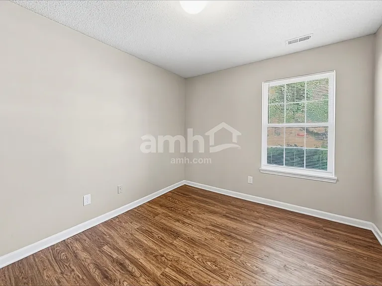 7315 Cordova Dr — Photo 12