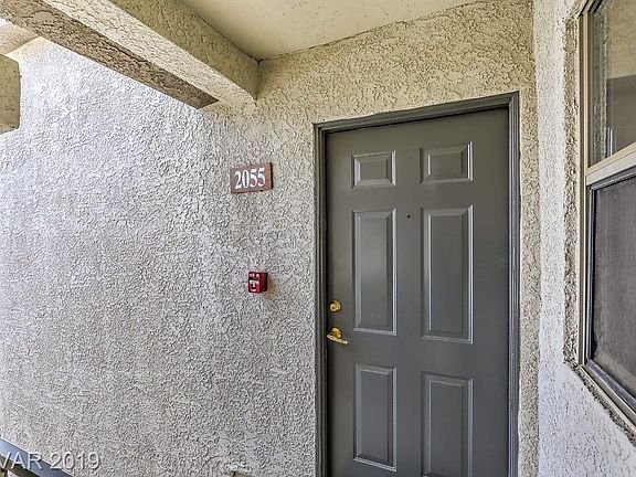4th image of 8000 W Badura Ave #2055