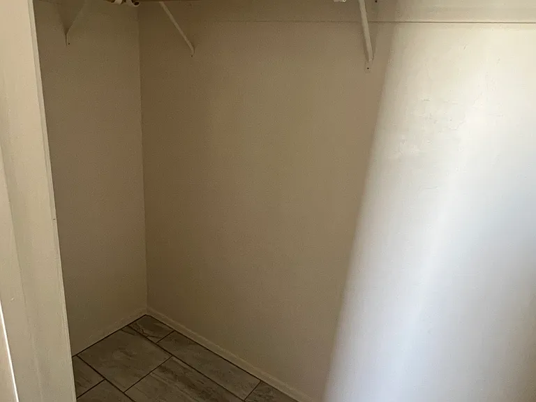 2008 W Dozemary Ct — Photo 15