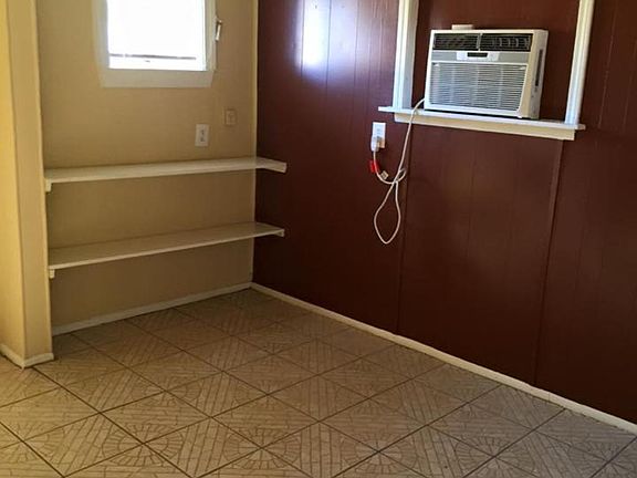 5th image of 2519 Claire Ave