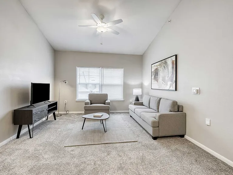 Worthington Point Apartments — Photo 28