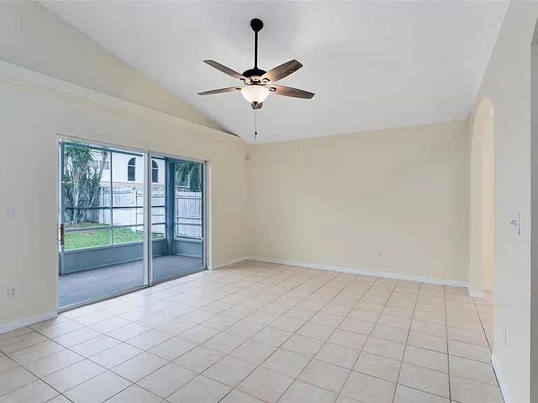 10918 Rushwood Way — Photo 10