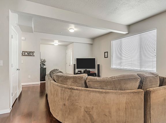 5th image of 7098 S Thorndale Way