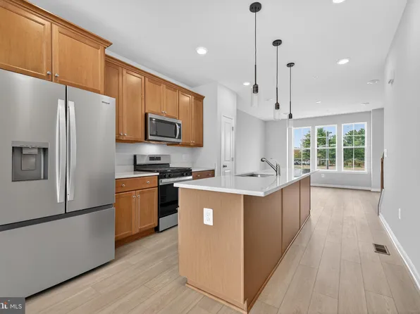 10022 Harper Vale Rd, Montgomery Village, MD 20886