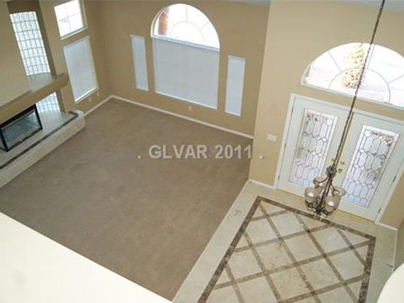 5th image of 8745 Castle Hill Ave