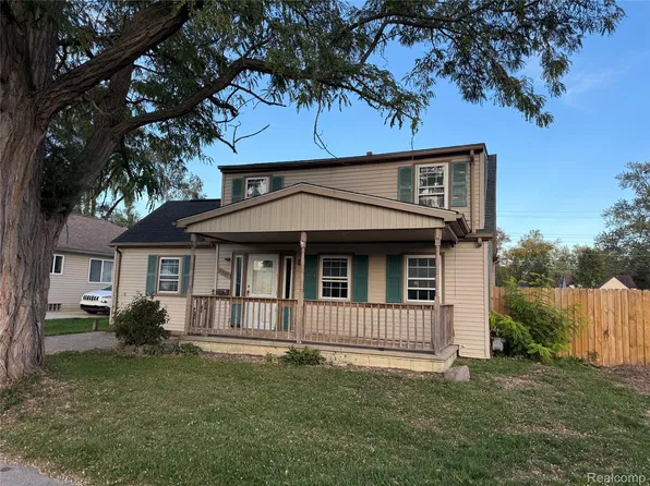 6305 Sylvia St, Taylor, MI 48180