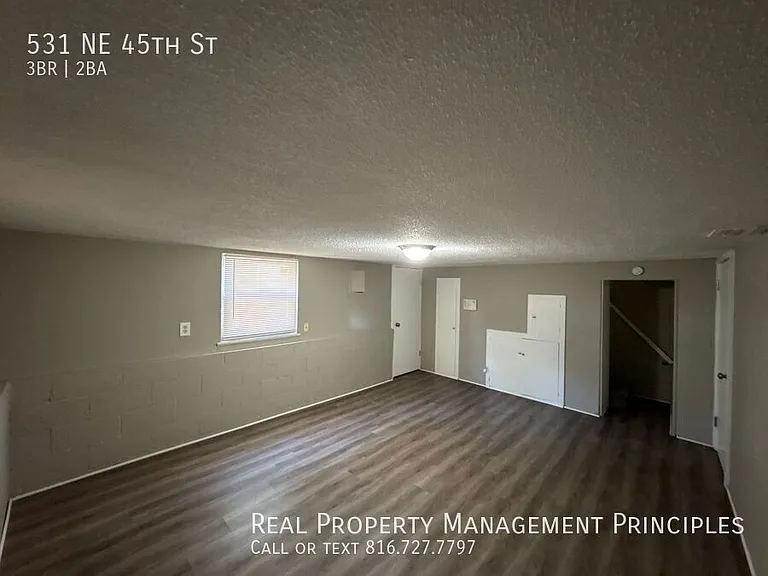 531 NE 45th St — Photo 13