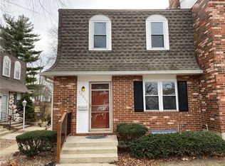 10211 W 96th Ter, Overland Park, KS 66212