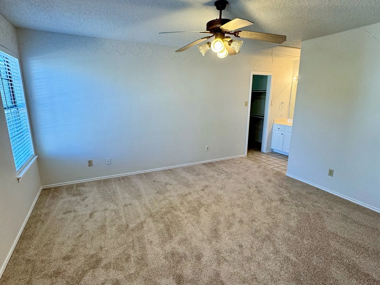 625 Manco Road #105 - 1 — Photo 4