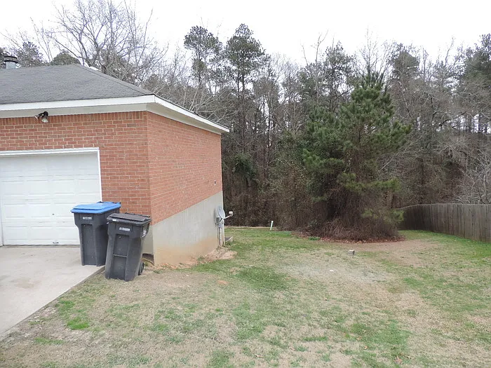 3881 Crest Dr — Photo 39