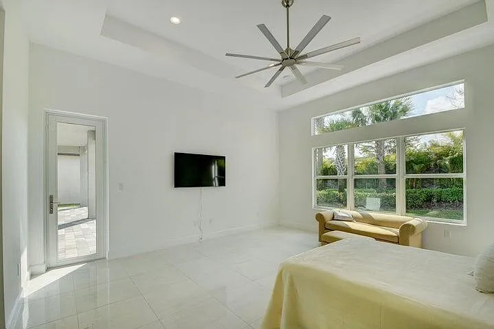 12832 Veneto Springs Dr — Photo 12
