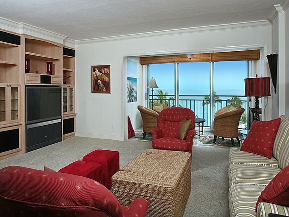2nd image of 2401 Gulf Shore Blvd N