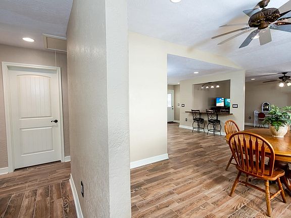 4th image of 3107 Central Blvd